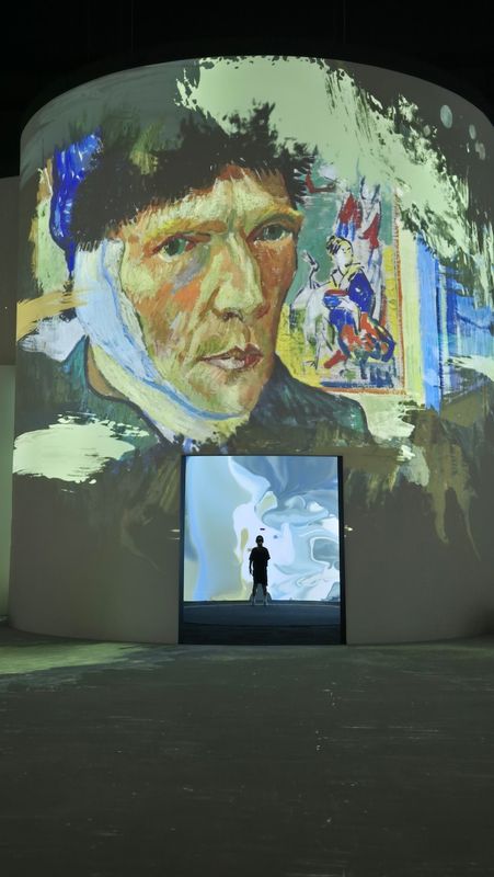 Van Gogh , self portrait