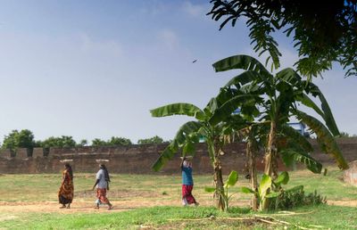 villagers at work - sadras fort _DSF5276.jpg