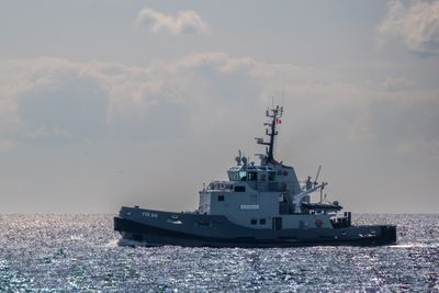Ships & Boats