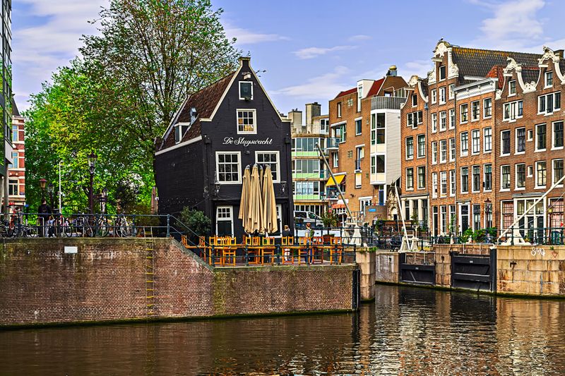 msterdam