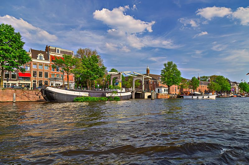 msterdam