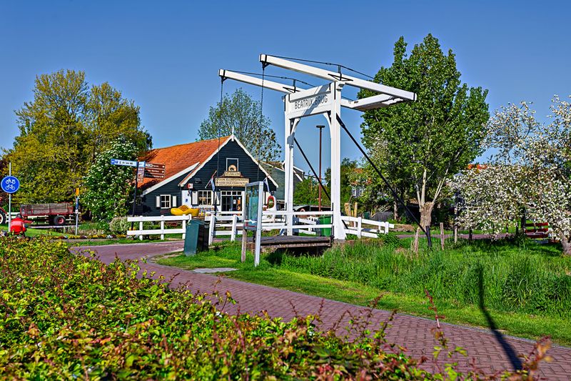 Marken