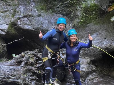 Rappelling day 1 - Azores