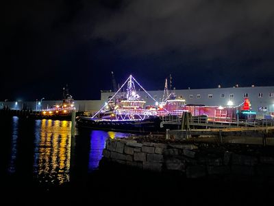Christmas Tugs.jpeg