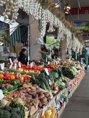 Jean-Talon Marche - Local's Market