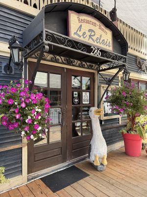 Le Relais and Ruth's duck