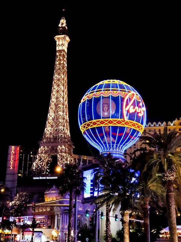 150+ Unforgettable Las Vegas Quotes That Capture Its Magic 2024