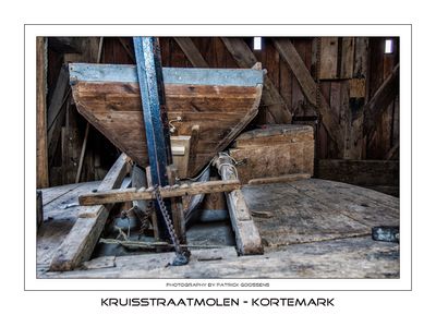 046 Maalstoel