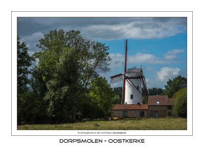 Focus op de dorpsmolen in Oostkerke