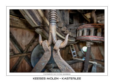 052 Steenkraan vijzel en steenbeugels