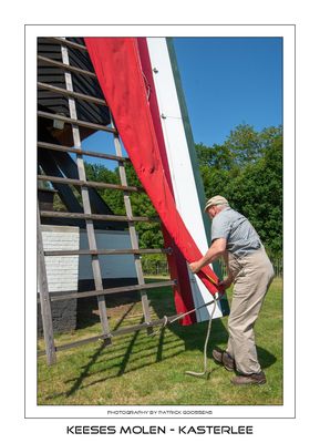 086 Afzeilen van de molen na het draaien- malen.