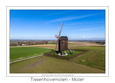 Focus op staakmolen Tissenhovemolen in Mater