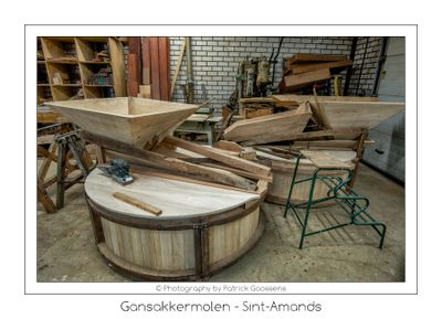 192 De hernieuwde steenkisten