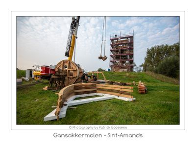 351 De lantaarns volgen