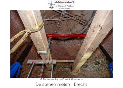 041 Merbalken voor de tweede nieuwe vloer