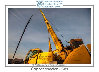 093