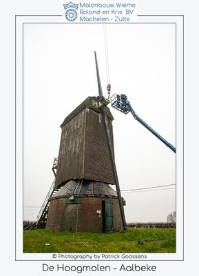 048