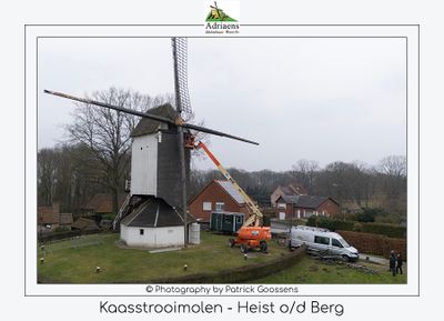 085