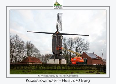 086