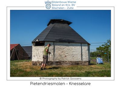 De restauratie van de Pietendriesmolen in Knesselare