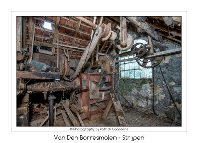 Portret van de Van Den Borresmolen in Strijpen.