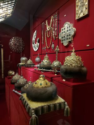 Tiaras & Crowns of Russian Monarchs 