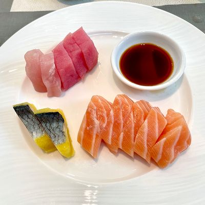 먭