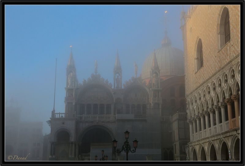 La Serenissima Nella Nebbia.