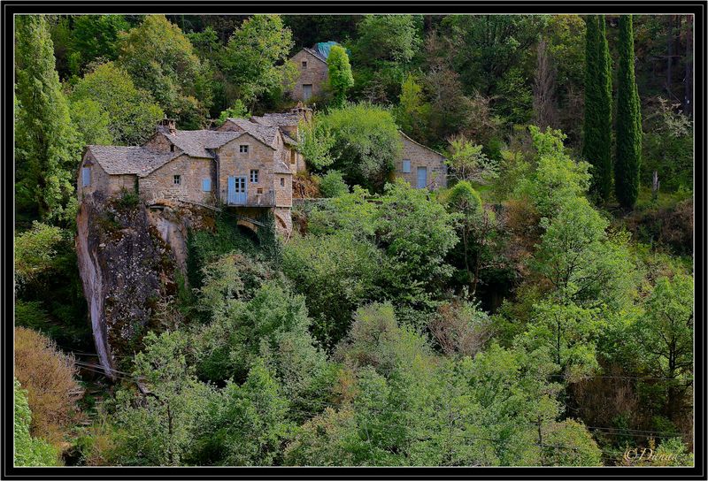 Un Balcon sur les Gorges.