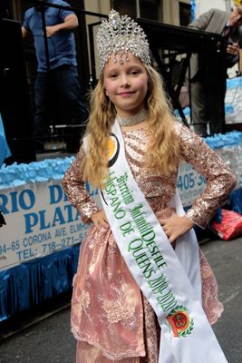 HispanicParade25.jpg
