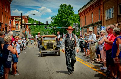 Eliot Ness parades through Coudersport