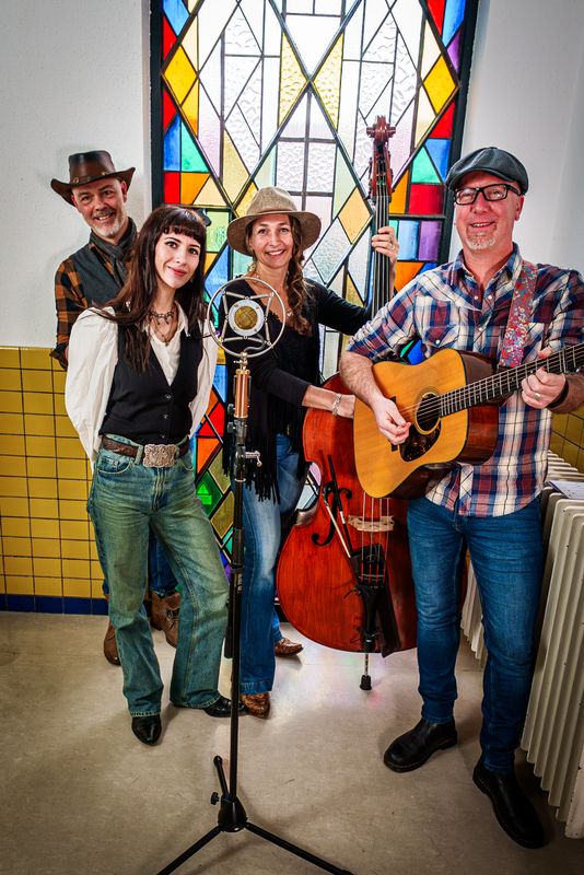 The Porchville Stringband 15 feb 2025 foto Jurjen Bolsenbroek-03.jpg