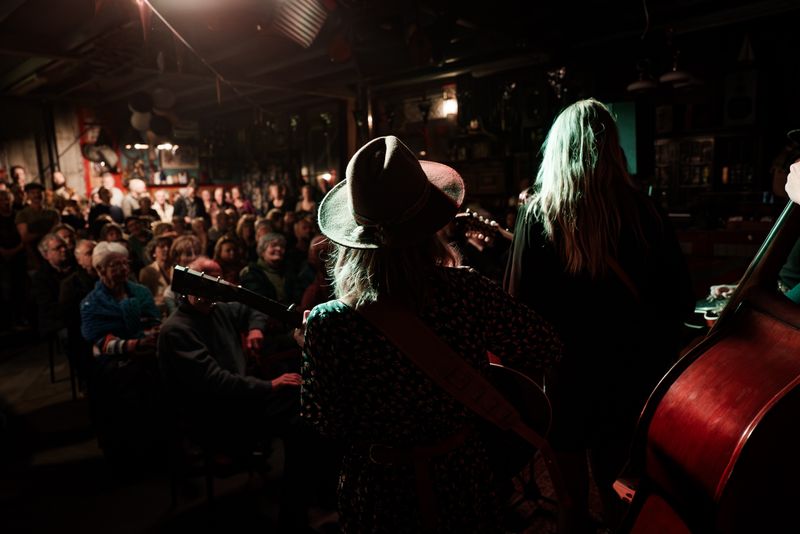 New Bluegrass Bandits playing Cor O Filius-Foto Jurjen Bolenbroek 20250314 12.jpg