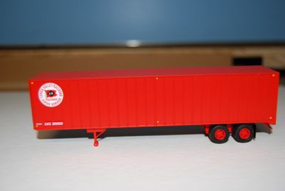 LV trailer roadside.JPG