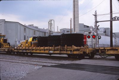 HTTX 93859 CAT tires and cab.jpg