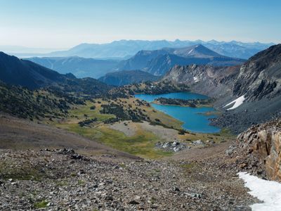 Looking back at Alger Lakes from the way to Koip Peak Pass