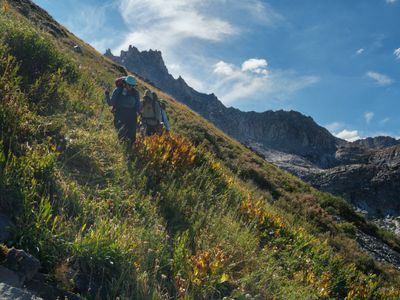 Cross-country traverse to Black Rock Pass trail
