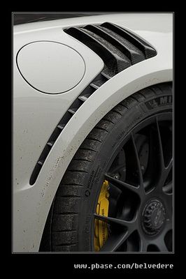 Porsche 911 GT2 RS