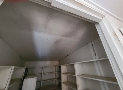 Closet ceiling
