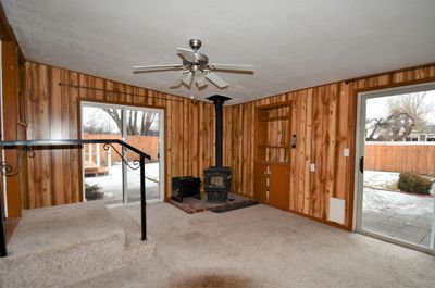Family room 2.JPG