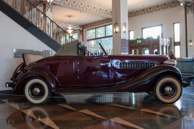 1936 Auburn 852.jpg
