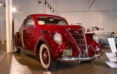 1937 Lincoln.jpg
