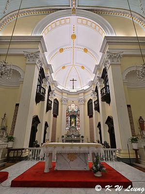 Inside St Lawrence's Church DSC_1482