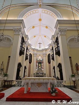 Inside St Lawrence's Church DSC_1482