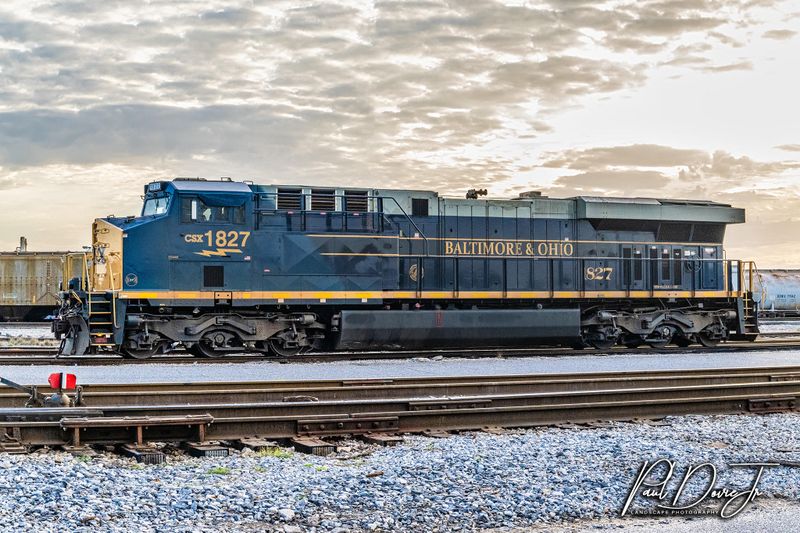CSXT 1827 B&O Heritage Unit