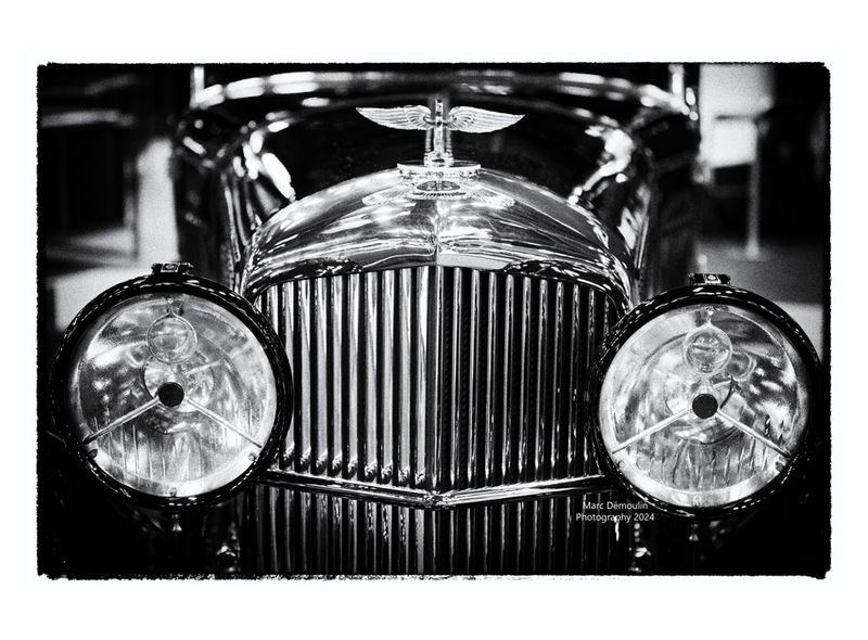 Vintage Automobiles 30