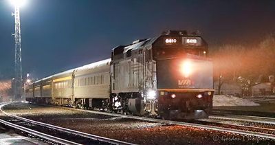 The 6:22 VIA Rail Train 41 Torontobound Before Dawn 90D49611