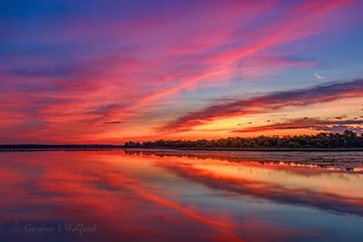 Sunrise & Crescent Moon Beyond Irish Creek 90D113616