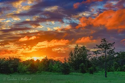 Sunrise Clouds 90D115647