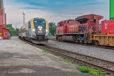 VIA Rail 41 Passing CPKC 113 (90D120539)